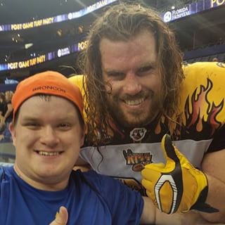 One of our favorite pictures from the weekend. #LAKISS DL Logan Harrell meets @SpecialOlympics athlete and LA KISS fan in Tampa.