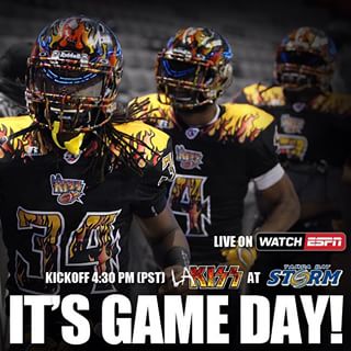 It's game day in Tampa Bay, #LAKISS fans!
Watch live at 4:30 PM on #ESPN3: http://es.pn/1etyyWm
Photographer: @voorheesstudios