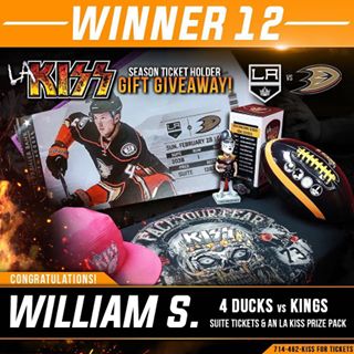 Congrats to this week's #STHGG winner, William S! Enjoy the game! #LAKISSFOOTBALL #WEAREONE