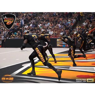 It's @LAKISSfootball's last regular season game on tonight's #4thandLoud season finale! Cheer them on at 10pm/9c on #AMC! #LAKISS