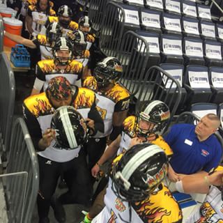 #LAKISS take the field.