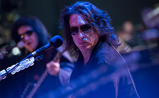4th-and-loud-103-paul-stanley-325