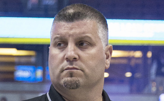 4th-and-loud-season-1-bob-mcmillen-325